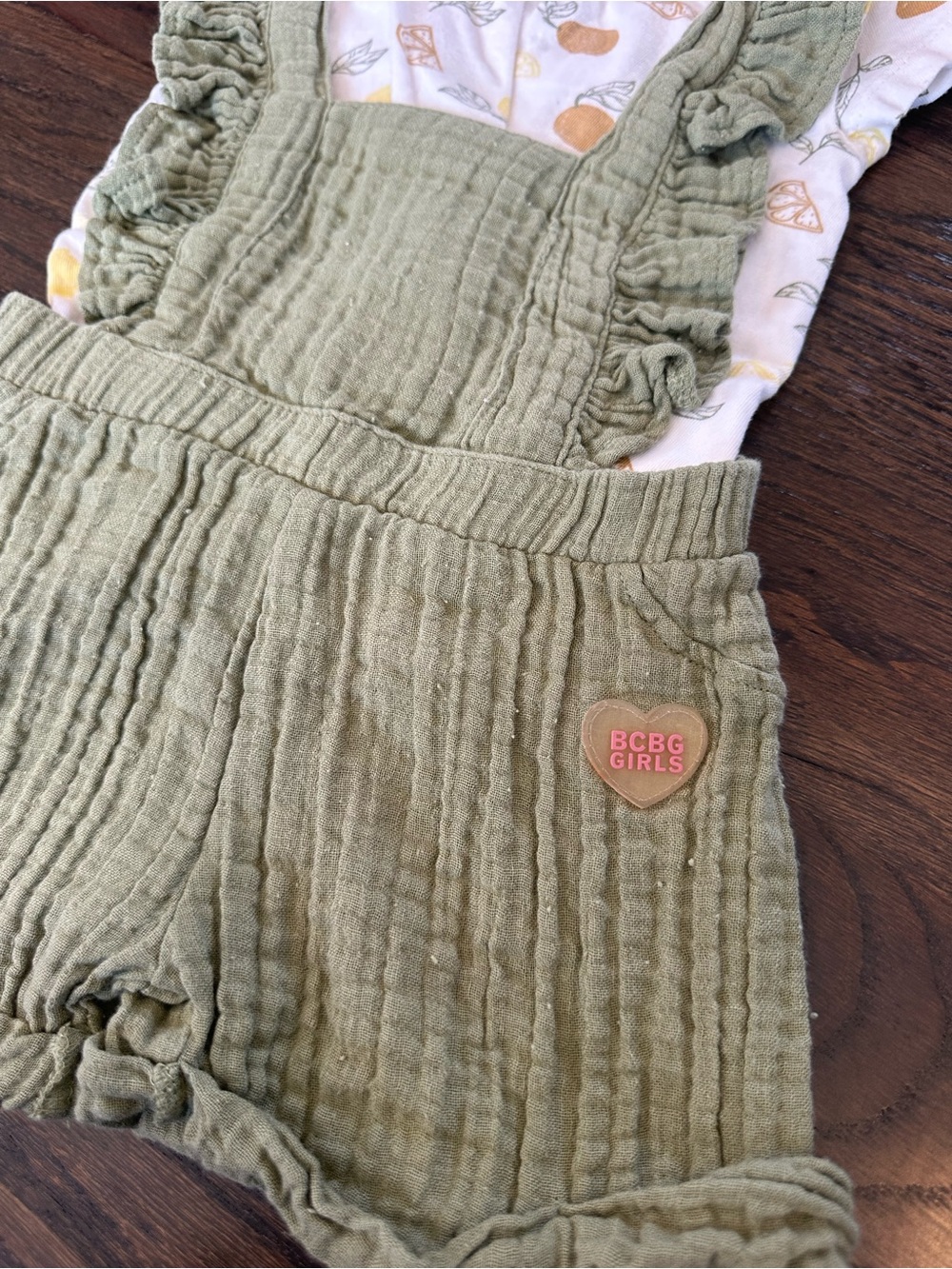 2T BCBG Shortall Overall Outfit - Picture 2 of 6